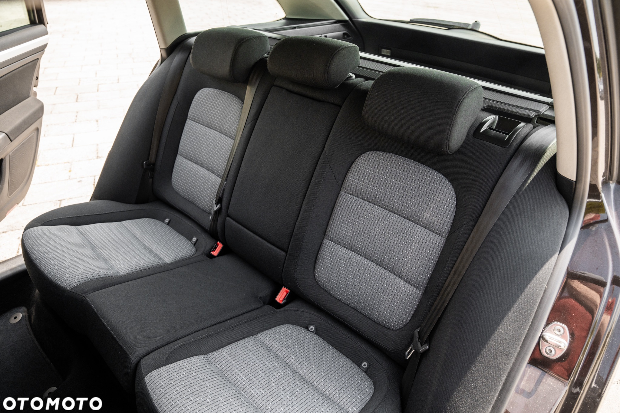 Skoda Superb Combi 1.6 TDI GreenLine - 28