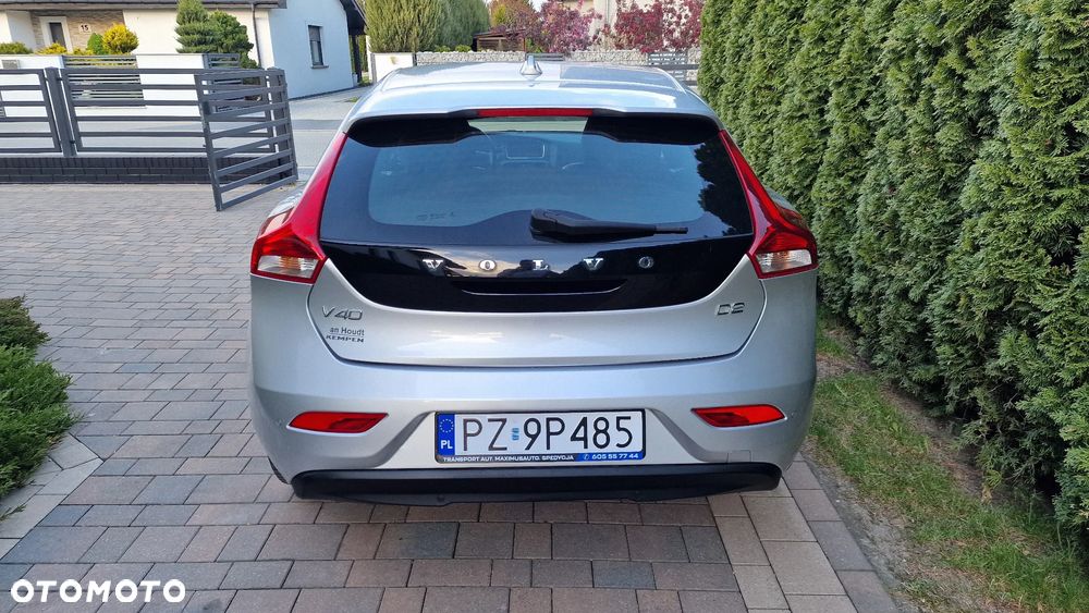 Volvo V40 D2 Momentum - 7