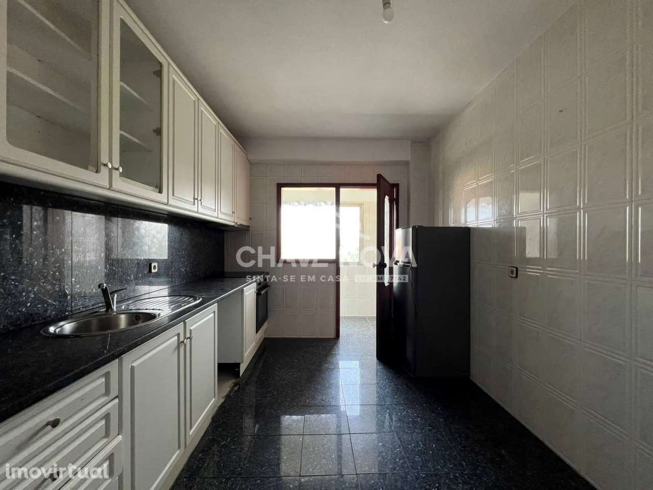 Apartamento T4 c/ Lugar de Garagem em Canidelo (Quinta da Bela Vista) - Grande imagem: 2/23