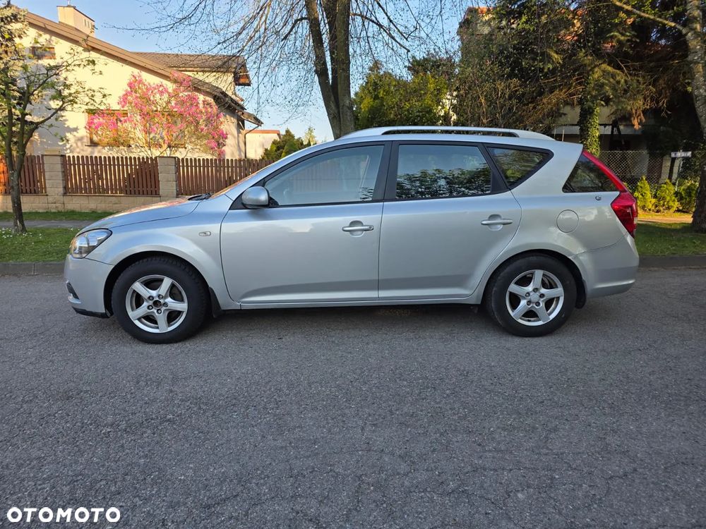 Kia Ceed 1.6 CRDi 90 Vision - 3