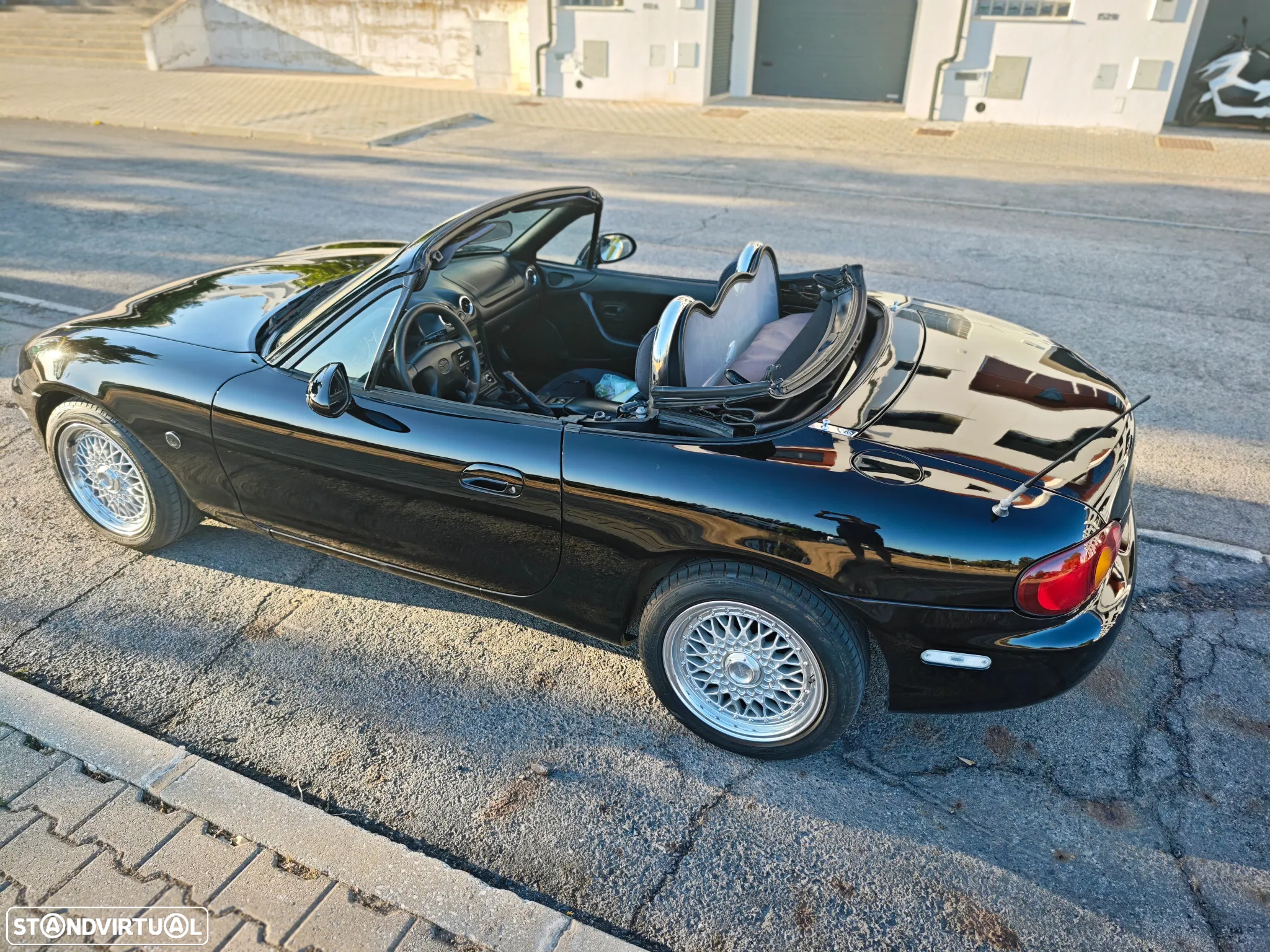 Mazda MX-5 1.6 Hard Top - 3