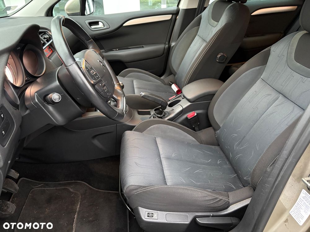 Citroën C4 1.6 HDi SX - 10
