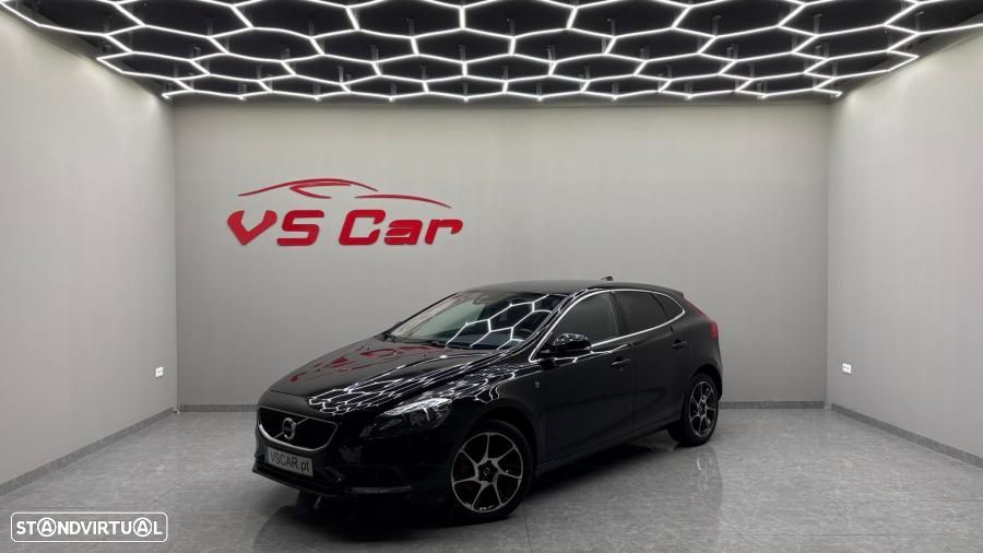 Volvo V40 D2 Ocean Race - 1