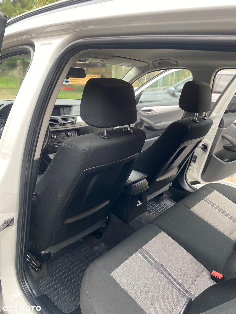 BMW X1 xDrive18d - 22