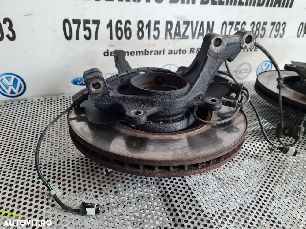 Fuzete Fuzeta Stanga Dreapta Fata Hyundai IX35 2.0 Benzina An 2009-2010-2011-2012-2013-2014-2015 2x4 Tractiune Fata Dezmembrez Hyundai IX35 2.0 Benzina 2x4 Cod Motor G4KD An 2009-2010-2011-2012-2013-2014-2015 Volan Stanga - 11