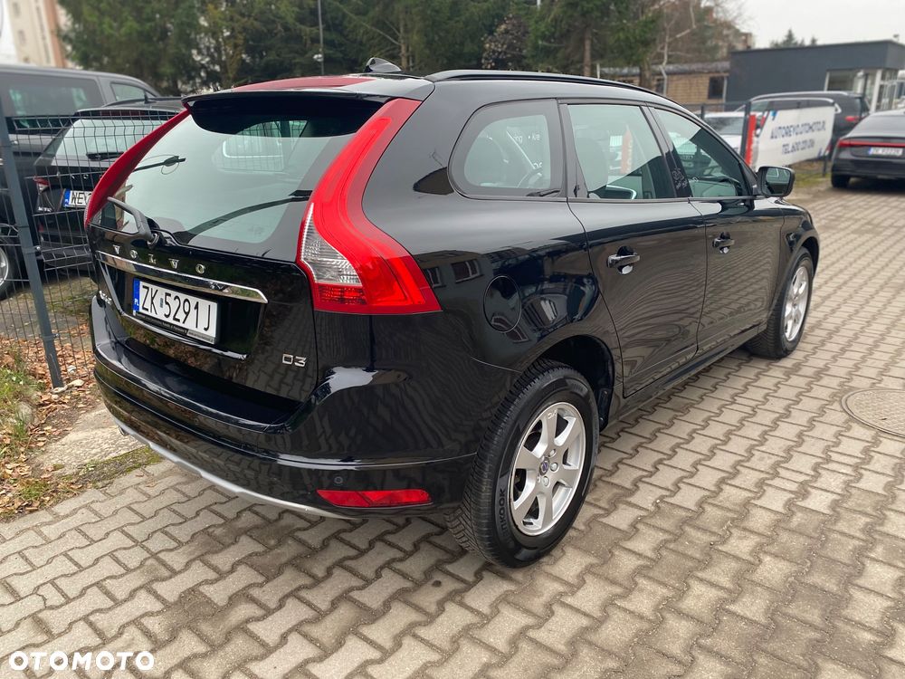 Volvo XC 60 D3 Geartronic Momentum - 4