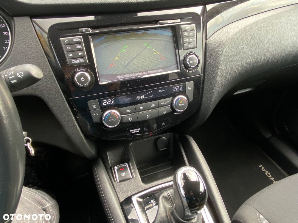 Nissan Qashqai 1.2 DIG-T Tekna Xtronic - 17