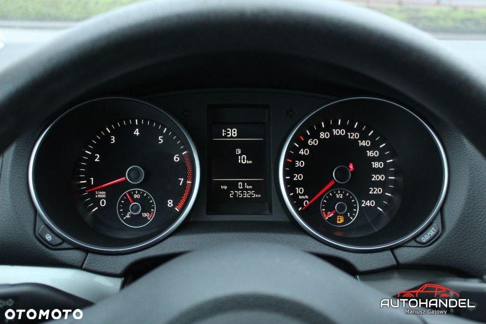 Volkswagen Golf - 11
