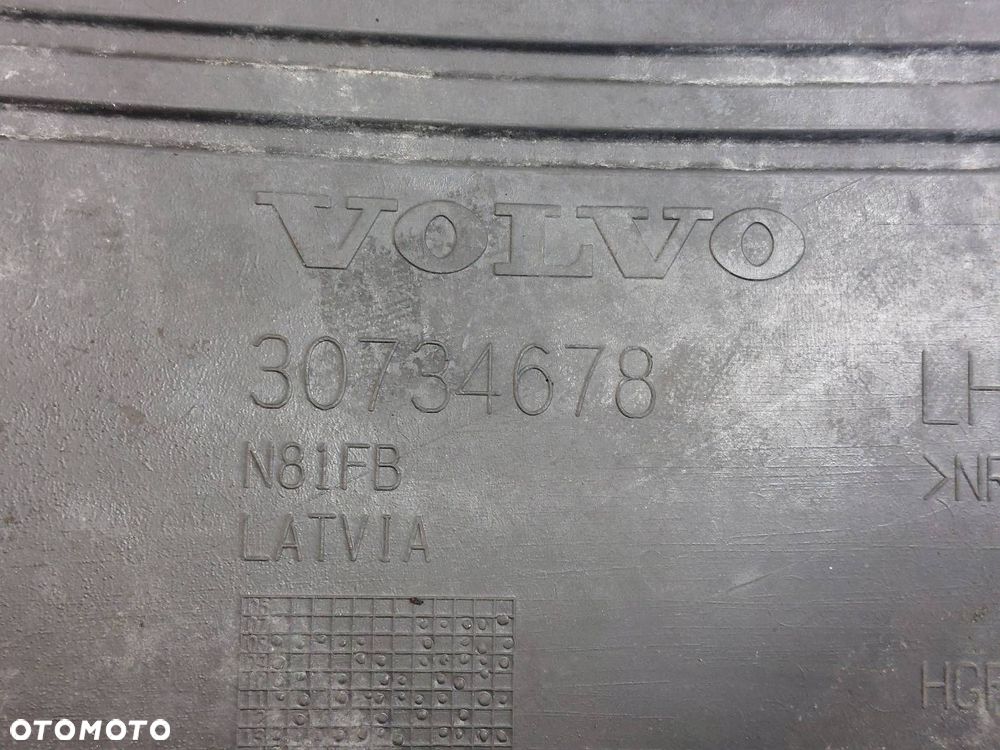 DYWANIKI KOMPLET VOLVO V70 III 30734678 31292049 31315007 30734679 - 4