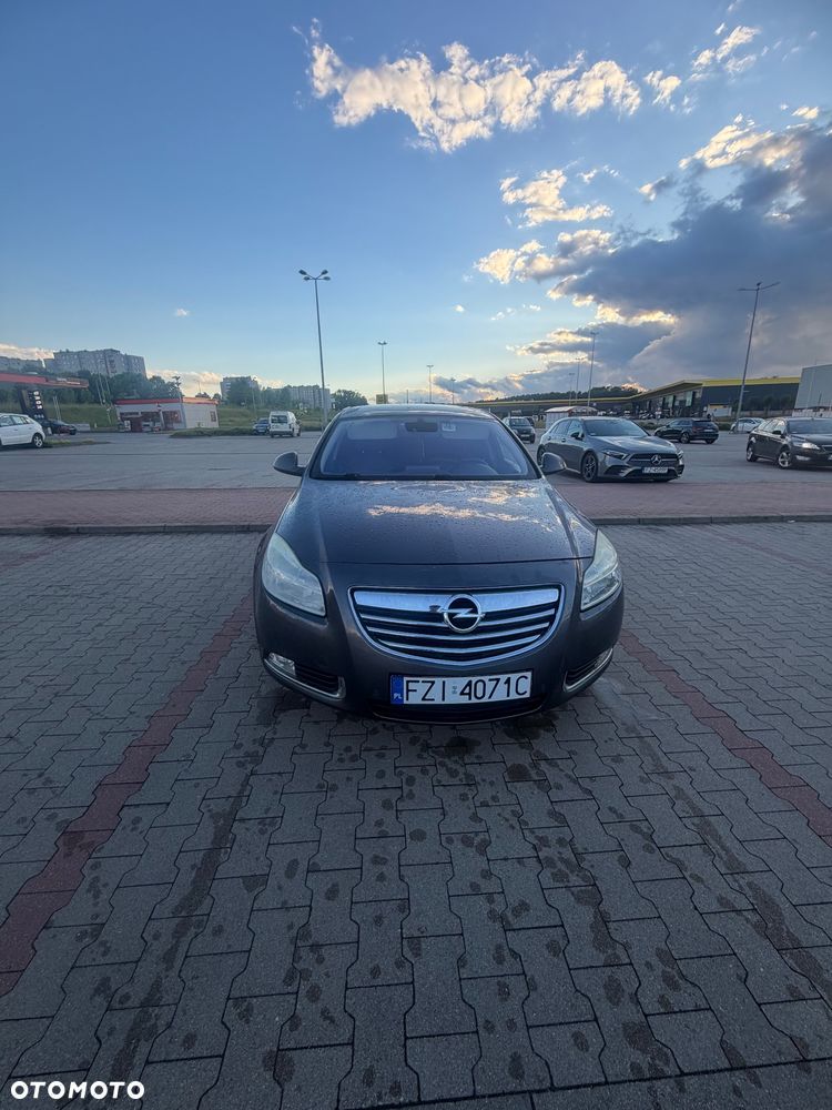 Opel Insignia 2.0 T Sport 4x4 - 5