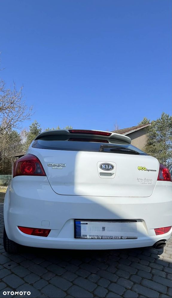 Kia ProCeed - 2