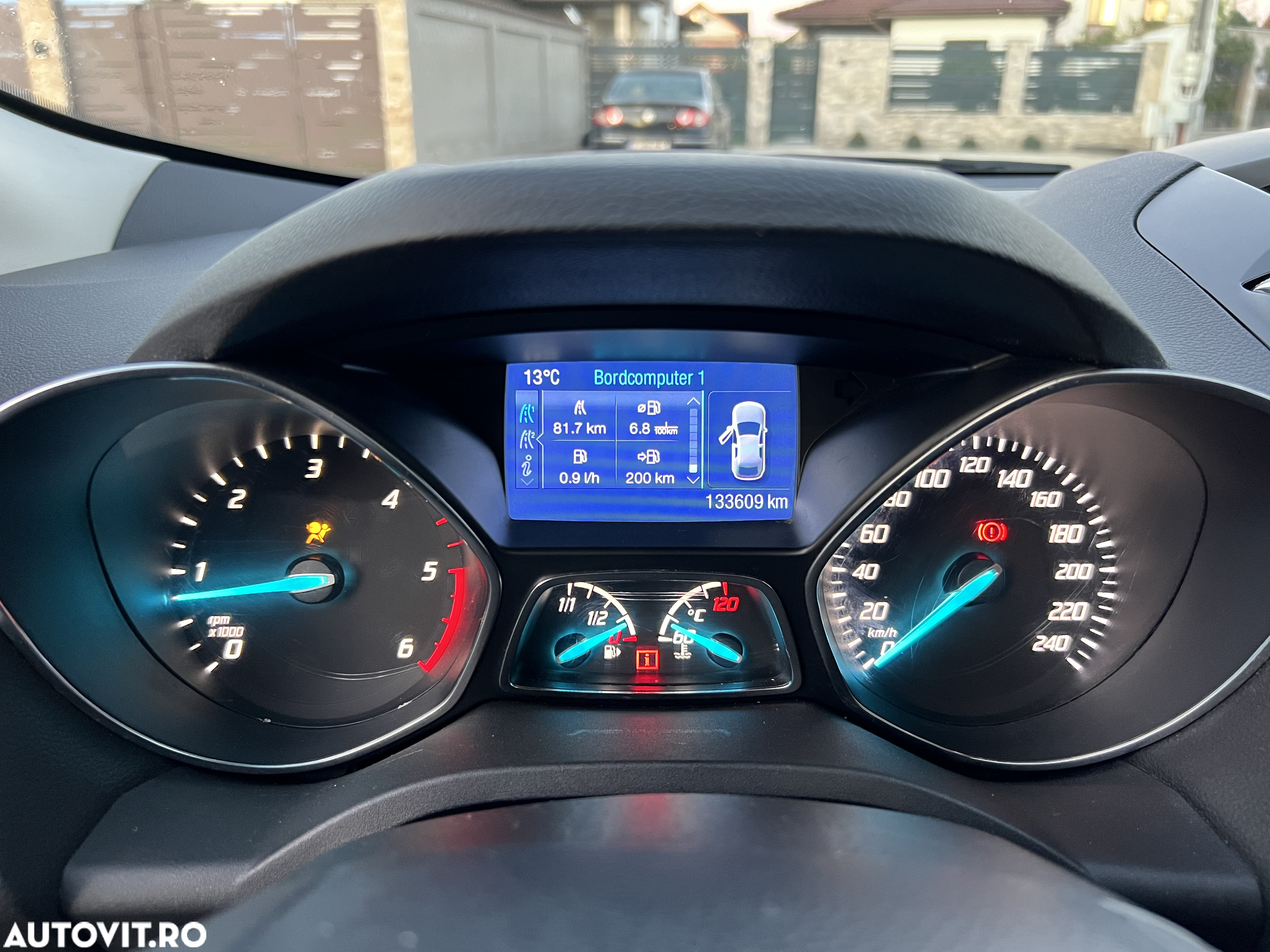 Ford Kuga 2.0 TDCi 4x4 Titanium - 9