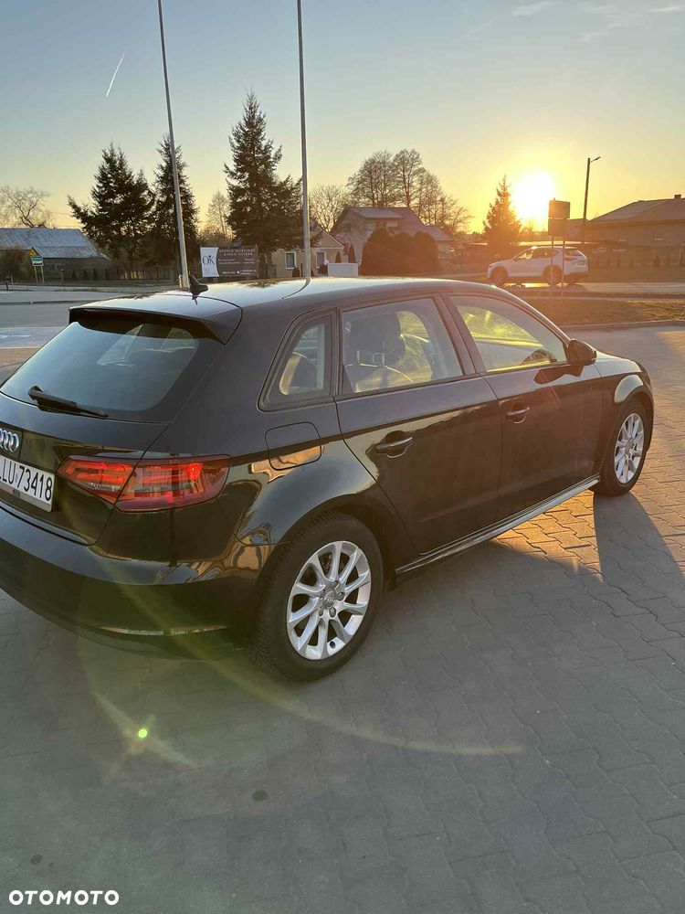 Audi A3 Sportback 1.6 TDI - 12
