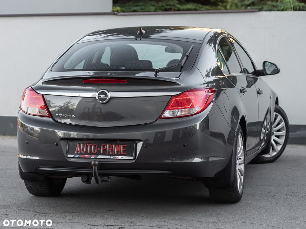 Opel Insignia - 12