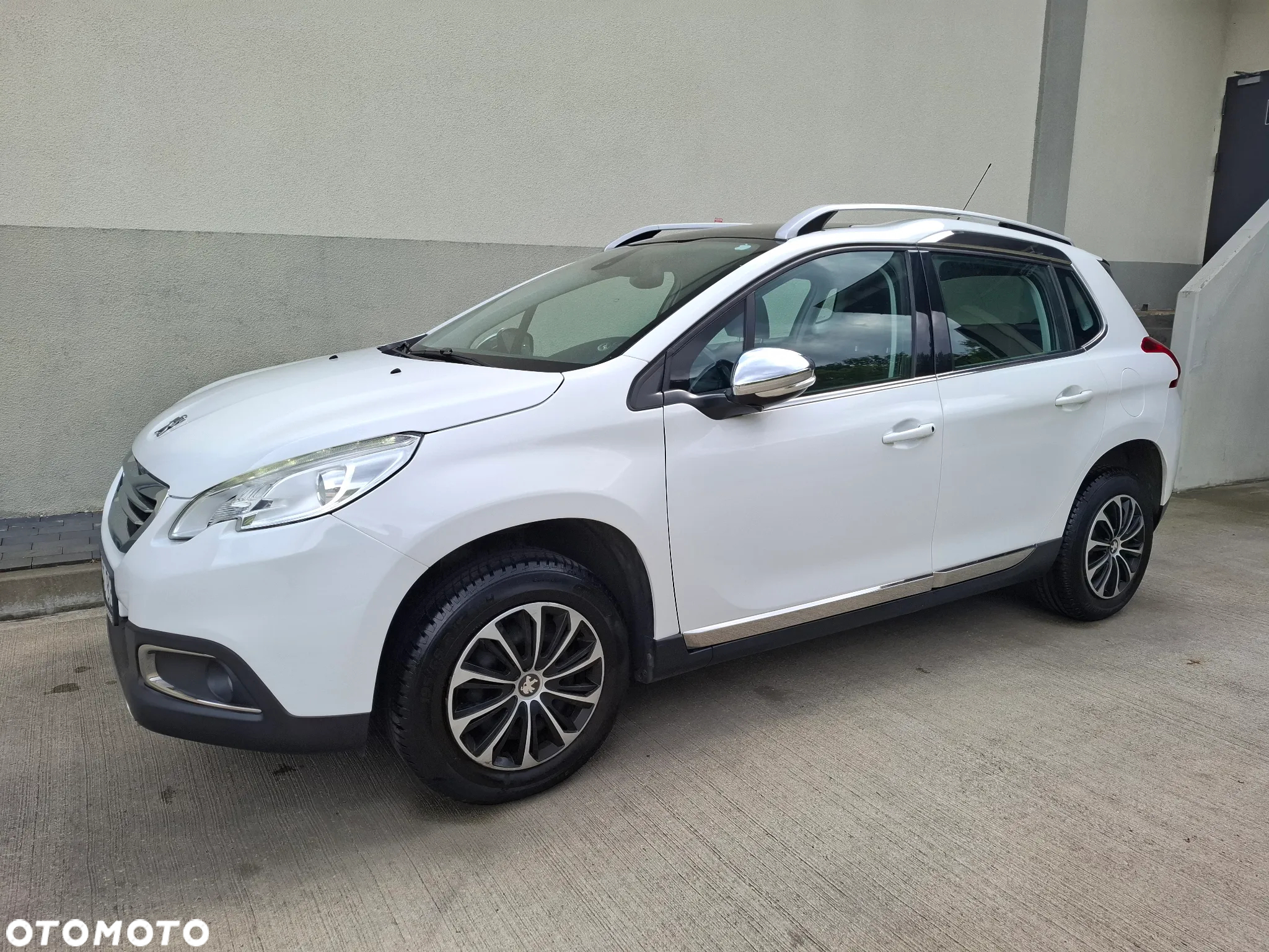 Peugeot 2008 1.2 Pure Tech Allure S&S EAT6 - 2