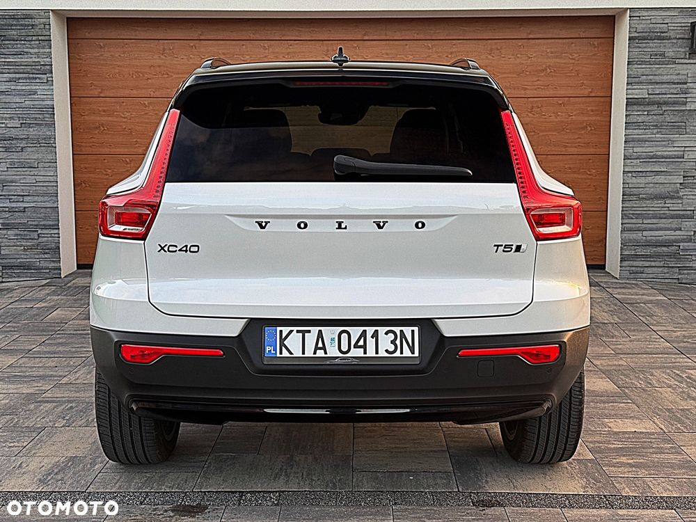 Volvo XC 40 T5 AWD R-Design - 33