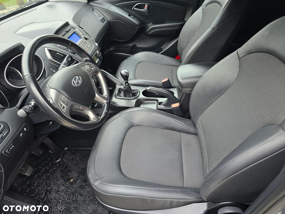 Hyundai ix35 1.6 2WD Style - 24