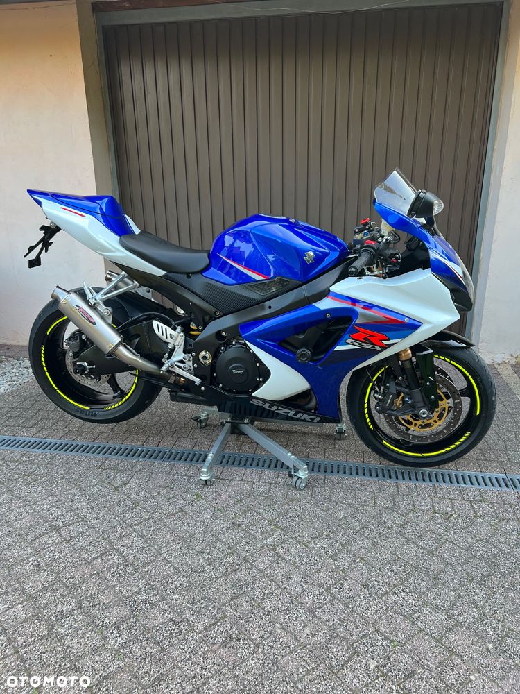 Suzuki GSX-R - 2