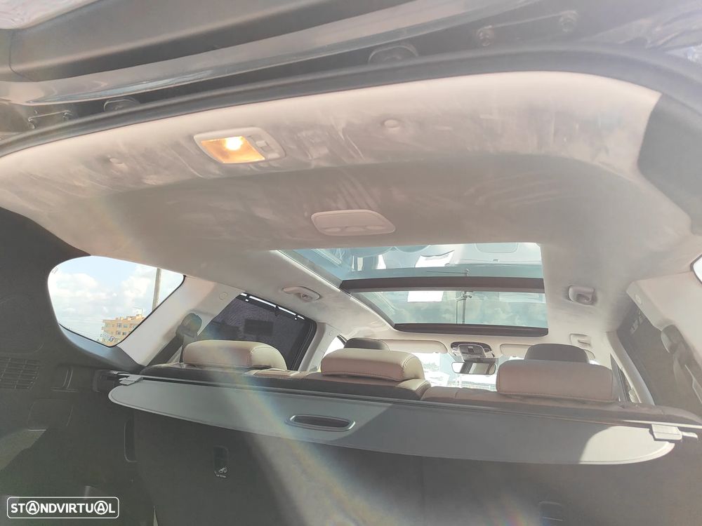 Hyundai Santa Fe 2.2 CRDi Premium - 38
