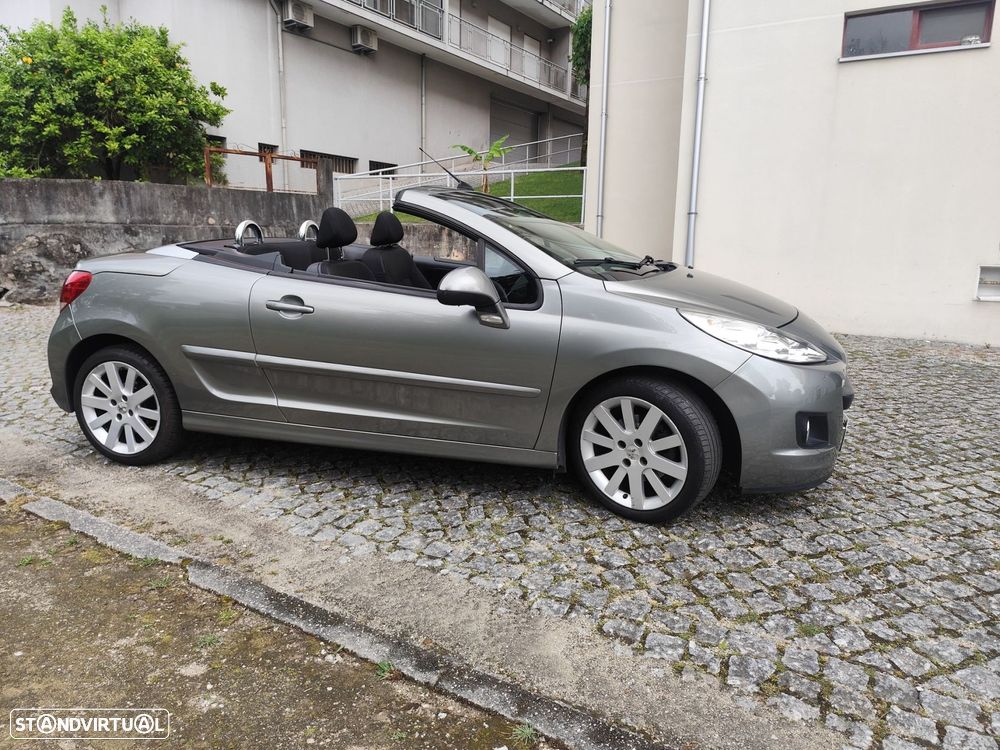 Peugeot 207 CC 1.6 HDi FAP Sport - 11