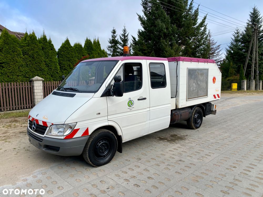 Mercedes-Benz Sprinter - 26