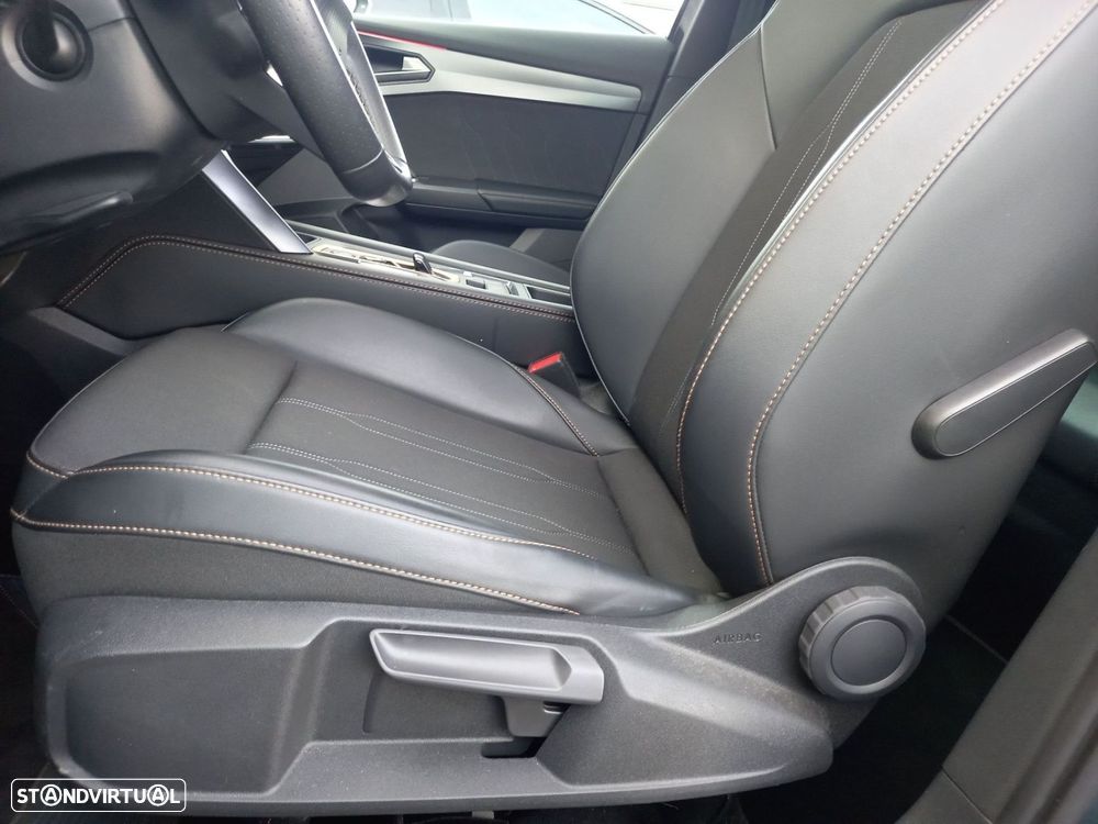 Cupra Formentor 1.5 e-Hybrid DSG - 13