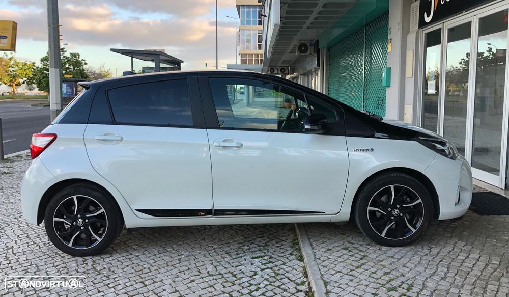 Toyota Yaris 1.5 HSD Square Collec.White - 7