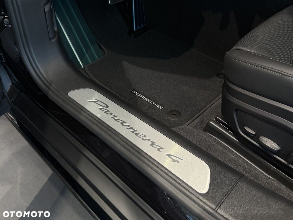 Porsche Panamera - 19