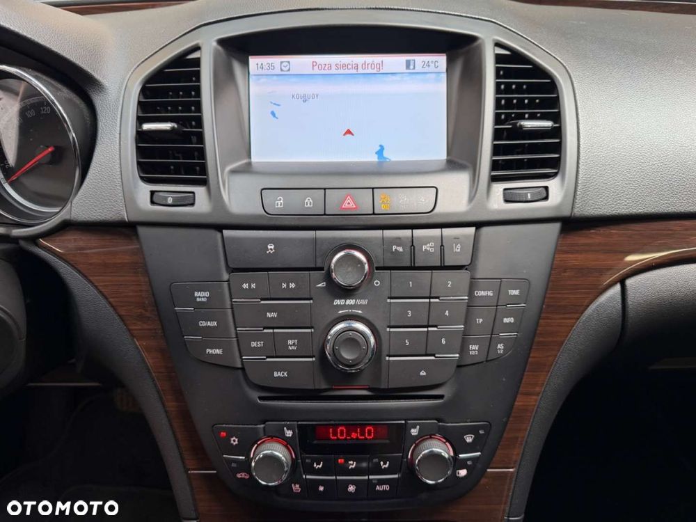 Opel Insignia - 25