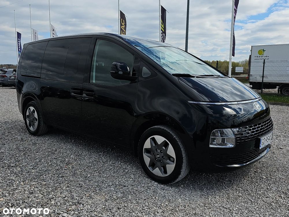 Hyundai Staria - 3