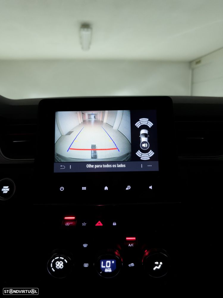 Renault Captur - 33