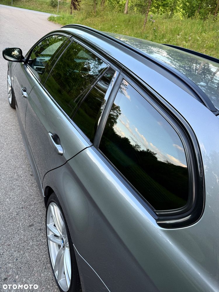 BMW Seria 3 320d xDrive DPF Edition Sport - 17