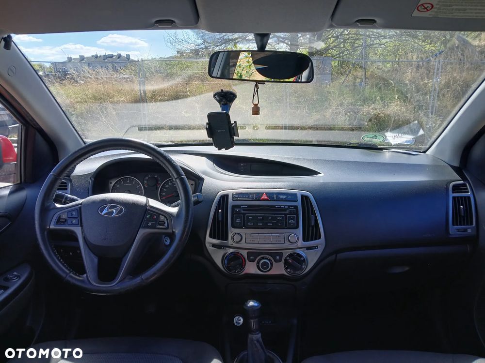 Hyundai i20 - 13