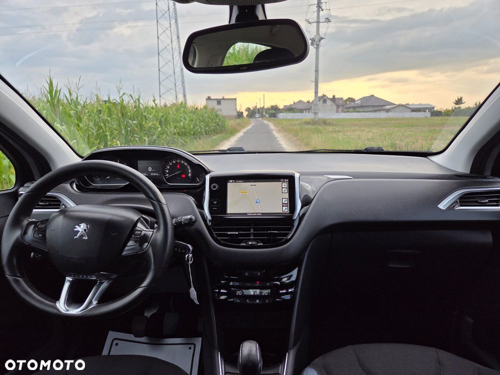Peugeot 208 e-HDi FAP 92 Stop&Start Allure - 11