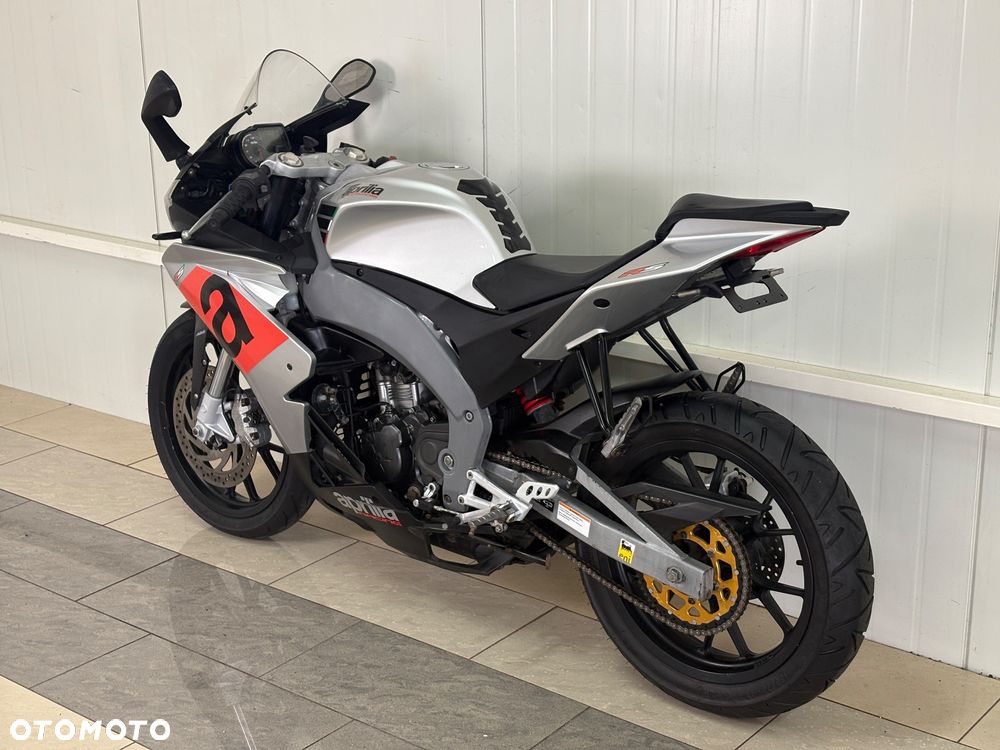 Aprilia RS - 7