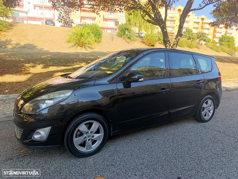 Renault Grand Scénic 1.5 dCi Dynamique S 7L - 2