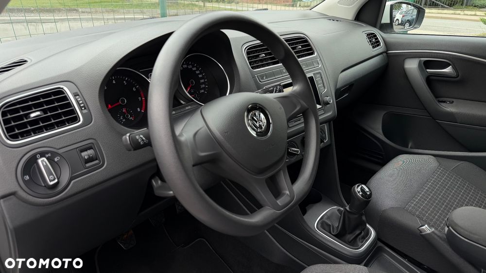 Volkswagen Polo 1.0 (Blue Motion Technology) Comfortline - 21