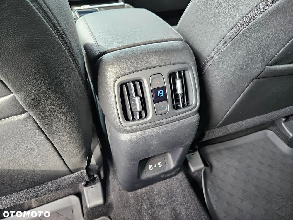 Hyundai Tucson 1.6 T-GDi HEV Executive 2WD - 14