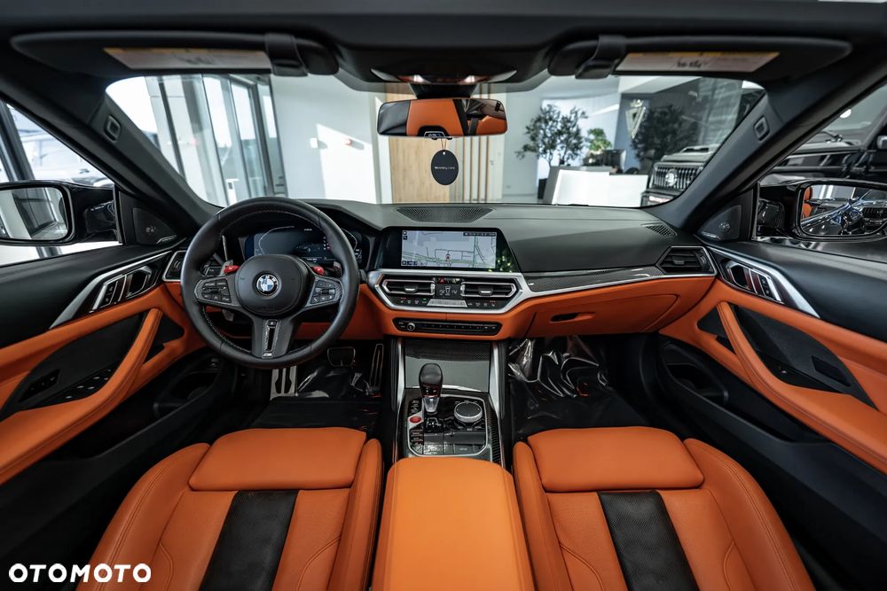 BMW M4 Competition M xDrive sport - 32
