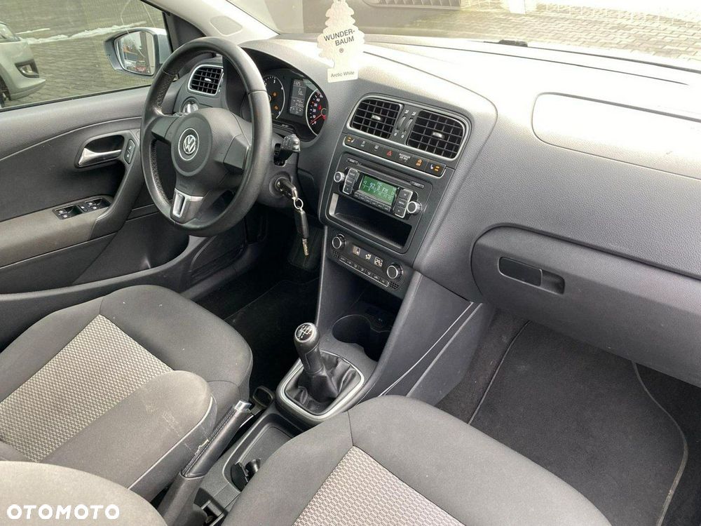 Volkswagen Polo - 9