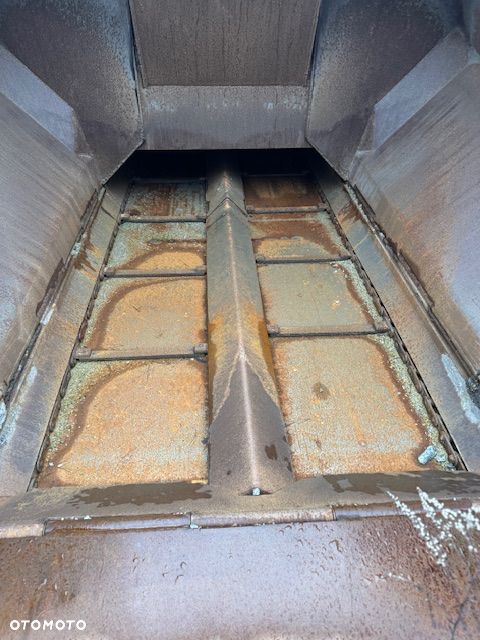 Volvo TITAN 7820 - 6