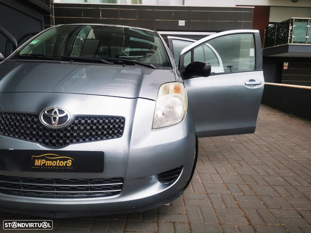 Toyota Yaris 1.0 VVT-i AC - 5