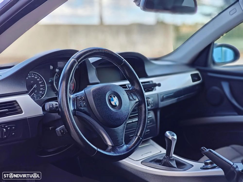 BMW 320 d Coupe - 5