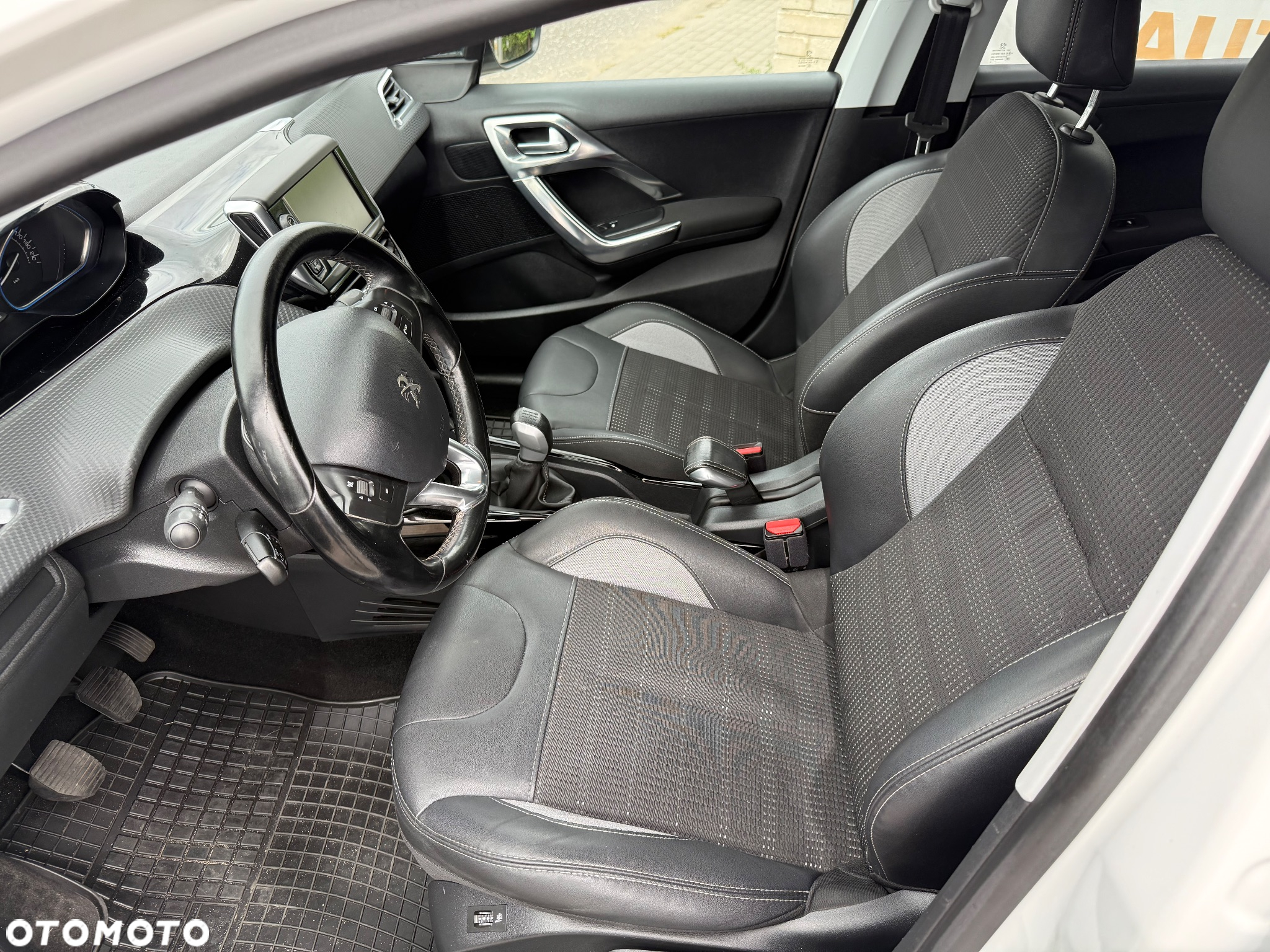 Peugeot 2008 1.2 Pure Tech Crossway S&S - 22