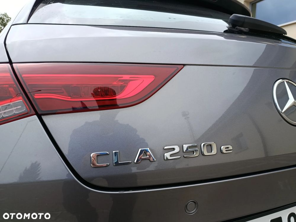 Mercedes-Benz CLA - 13