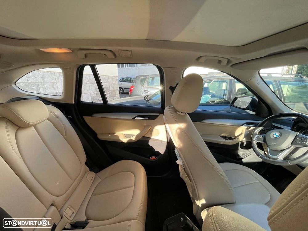 BMW X1 sDrive18d Aut. - 5