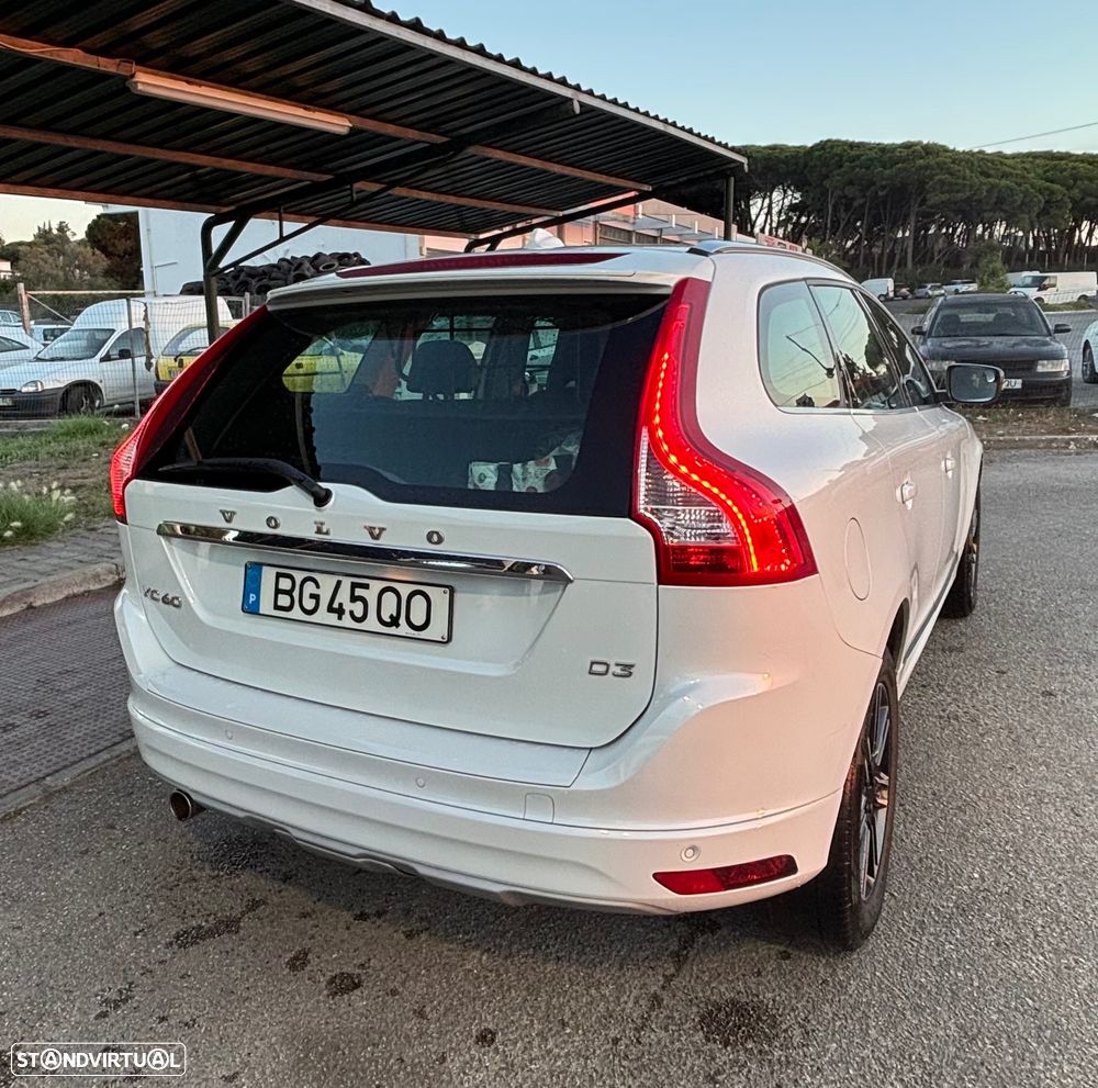 Volvo XC 60 D3 Momentum - 8