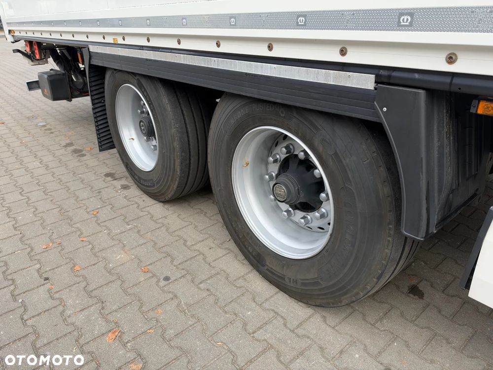Krone Izoterma, oś podnoszona, Winda DHOLLANDIA 2,5T!! - 16