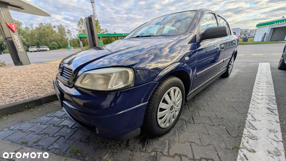 Opel Astra - 2
