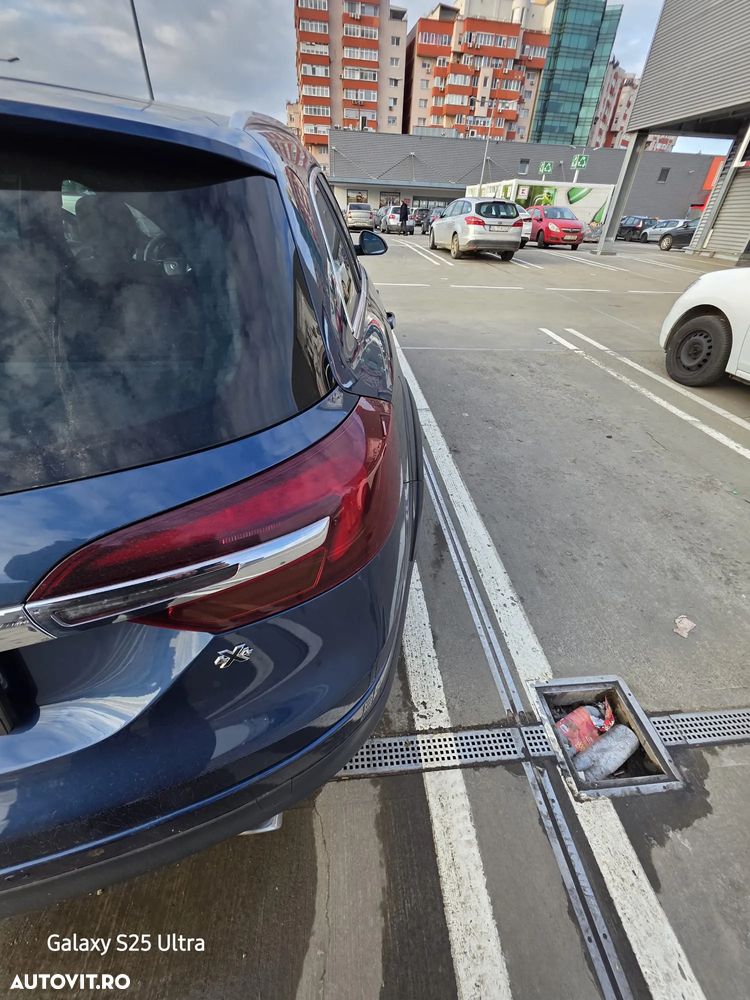 Opel Insignia 2.0 Bi Turbo CDTI 4x4 Aut. - 5